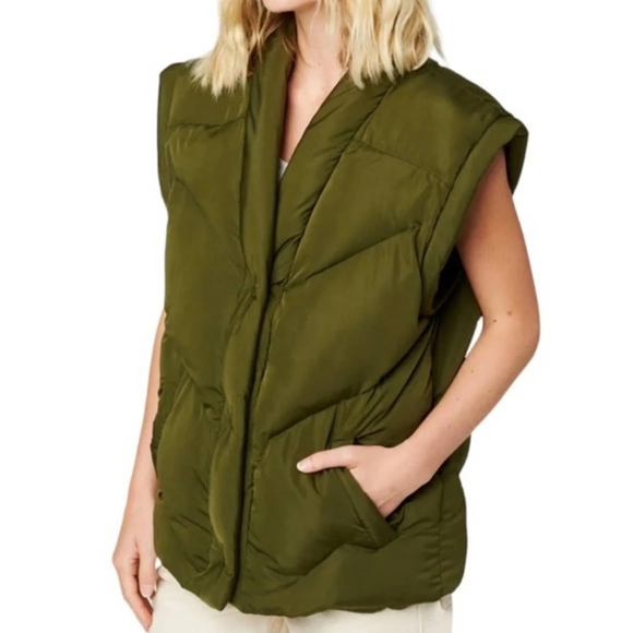 BLANK NYC Women's Casual Luxury Clothing Nylon Quilted Sleeveless Vest Green (S) - Picture 2 of 6